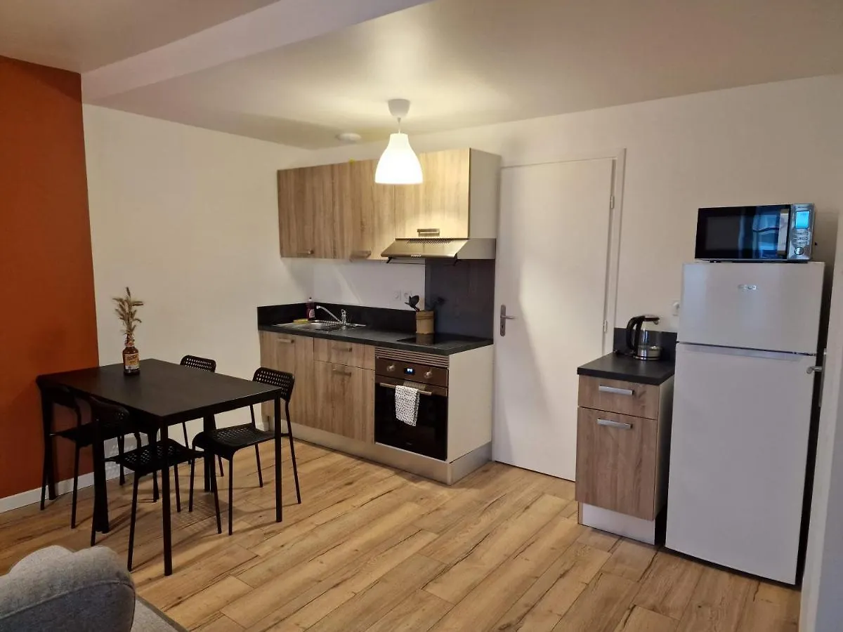Logement De Caractere En Haute Ville De 캉페흘르 0*,